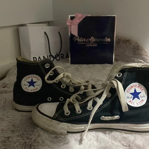 Converse original price $120 - Picture 3 of 4